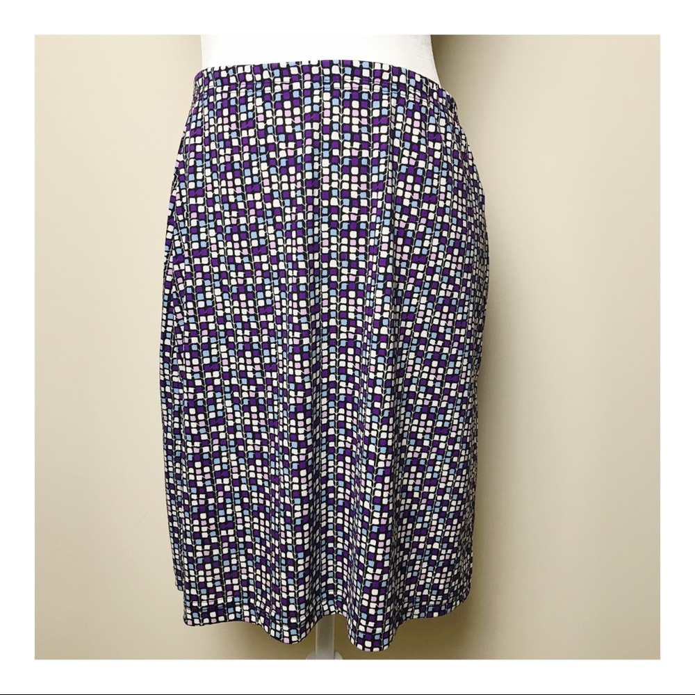 A. Byer California Modern Pattern Skirt